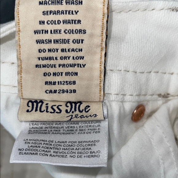 Miss Me Women's Classic White Skinny Jeans NWT Size 26 inseam 31.5 JP5082534 - Picture 13 of 14